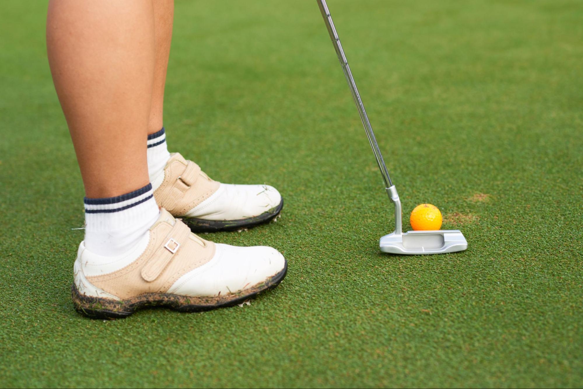 How to Hit a Golf Ball for Beginners - Golfer Start